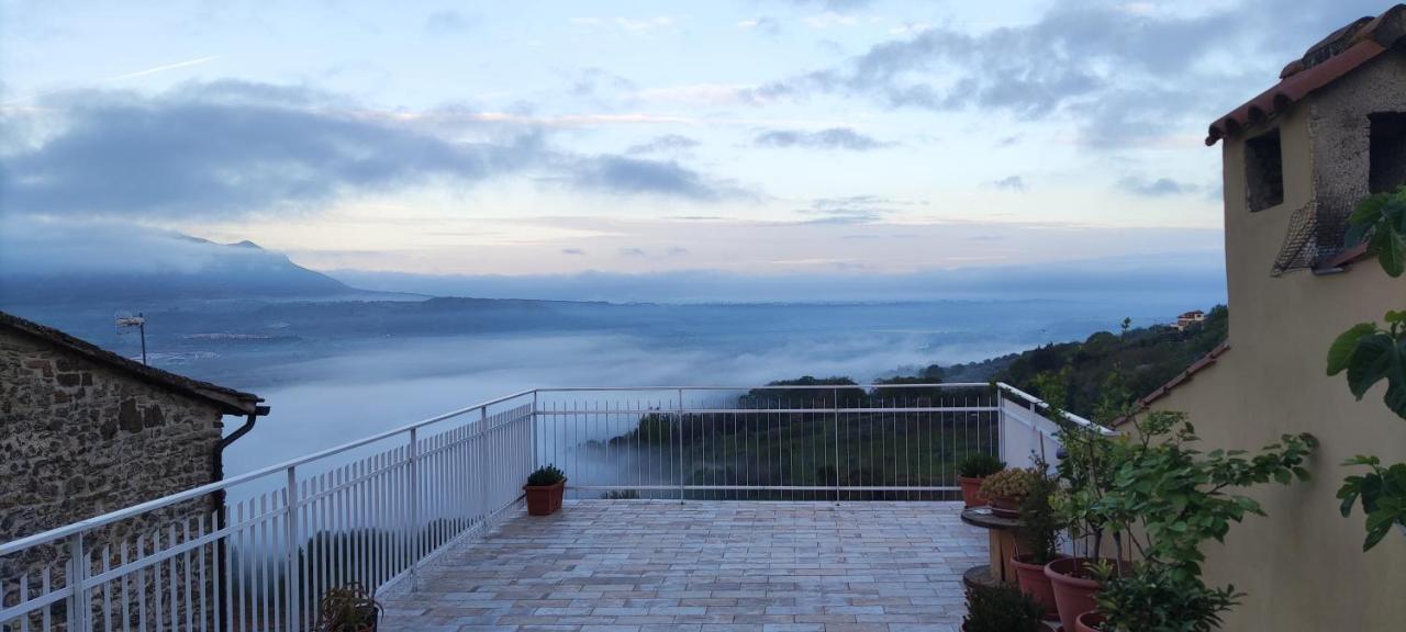 Casa In The Clouds Bed & Breakfast Stimigliano Eksteriør bilde